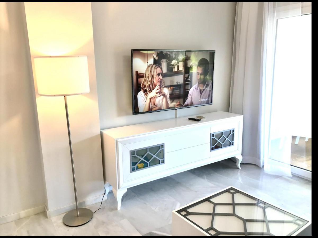 Mi Capricho 3-5 Beachfront- Apartment With Sea Views In Costa Del Sol Sitio de Calahonda 외부 사진